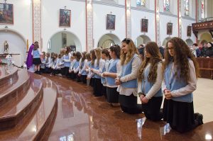 przyjęcie marianek i poświęcenie sztandaru (13)