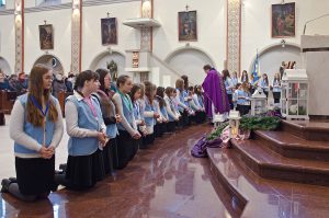 przyjęcie marianek i poświęcenie sztandaru (14)
