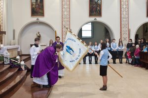 przyjęcie marianek i poświęcenie sztandaru (3)