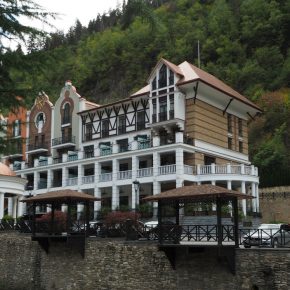 09. Borjomi