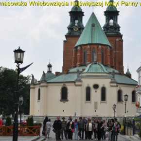 Pielgrzymka Gniezno, Biskupin, Bąblin, Poznań, Soplicowo