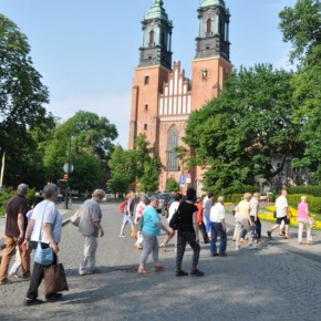 Pielgrzymka Gniezno, Biskupin, Bąblin, Poznań, Soplicowo