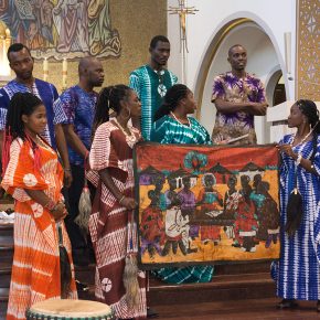 claret gospel (21)