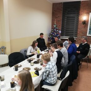 spotkanie opłatkowe ministrantów i marianek (8)