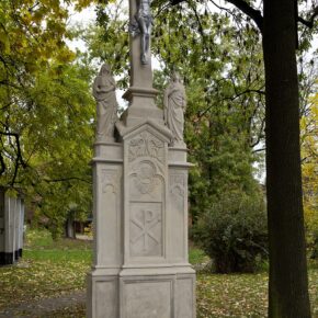 po renowacji zabytkowego krzyża (7)