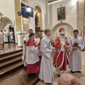 mikołaj w parafii (1)
